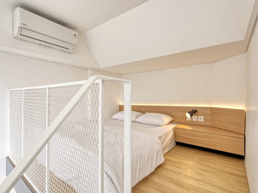 Room Thumbnail-5